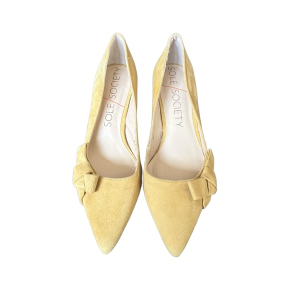 Sole Society Yellow Suede Like Heels with Decorative Bow Size 8.5B - Picture 3 of 6